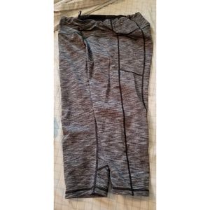Victoria Secret Capri Leggings